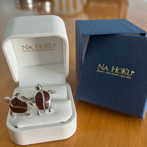 Na Hoku Other - Koa Wood Honu Cuff Links